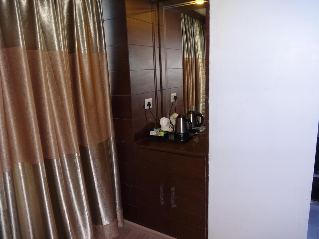 Hotel Patliputra Exotica Patna  Kültér fotó